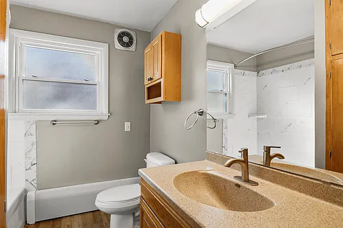 664 Sprague St #1 — Photo 8