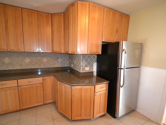 5th image of 5824 W Newport Ave