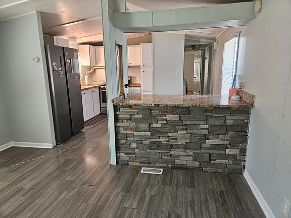 4th image of 3316 Pace St