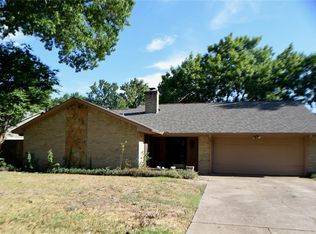 1008 Westminster Ln, Mansfield, TX 76063