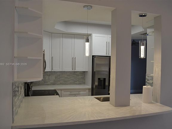2nd image of 2332 Anchor Ct #2805