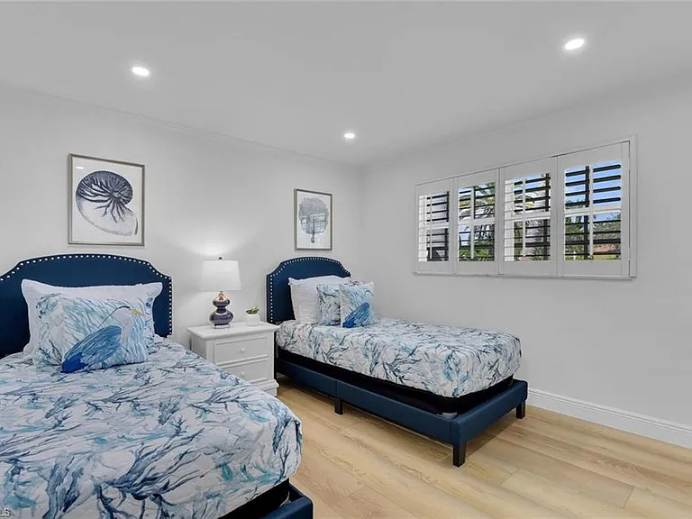 740 Park Shore Dr — Photo 19