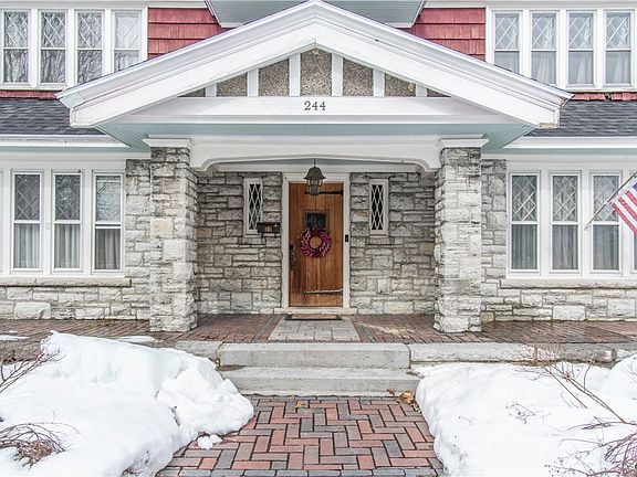 5th image of 244 Clinton St