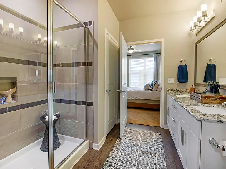 JTB Apartments — Photo 10