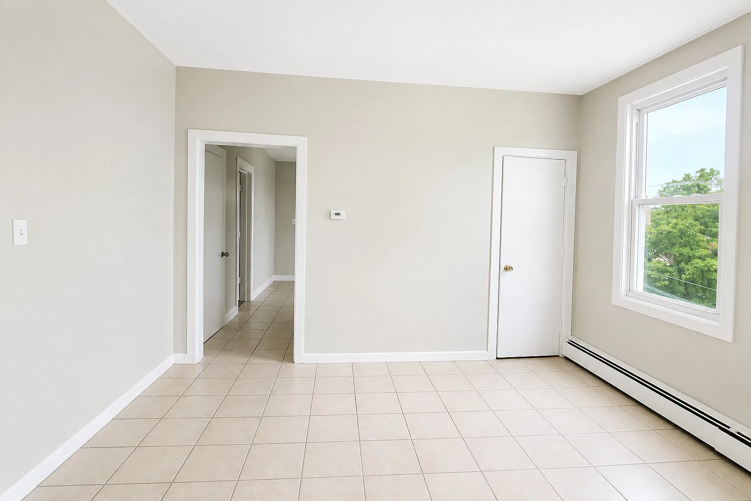 3 bed, $2,095 — Photo 4
