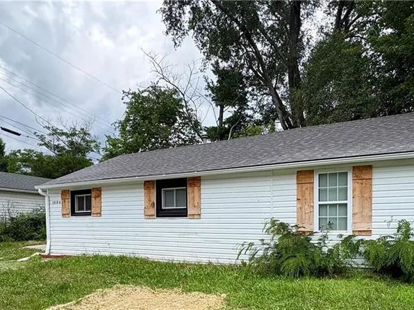 1004 E Walnut St, Independence, MO 64050