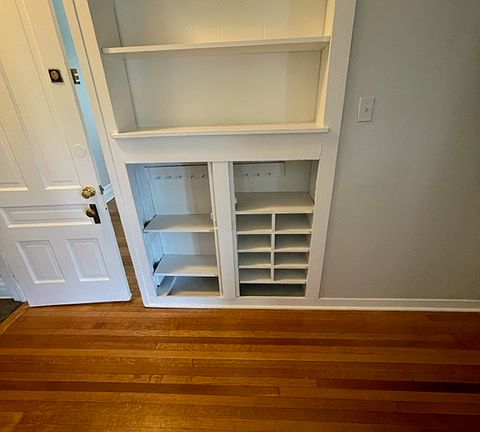 2nd image of 141 Elgin Ave APT 2