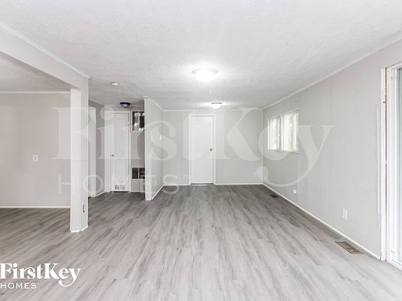 5th image of 1153 S Chester Ave