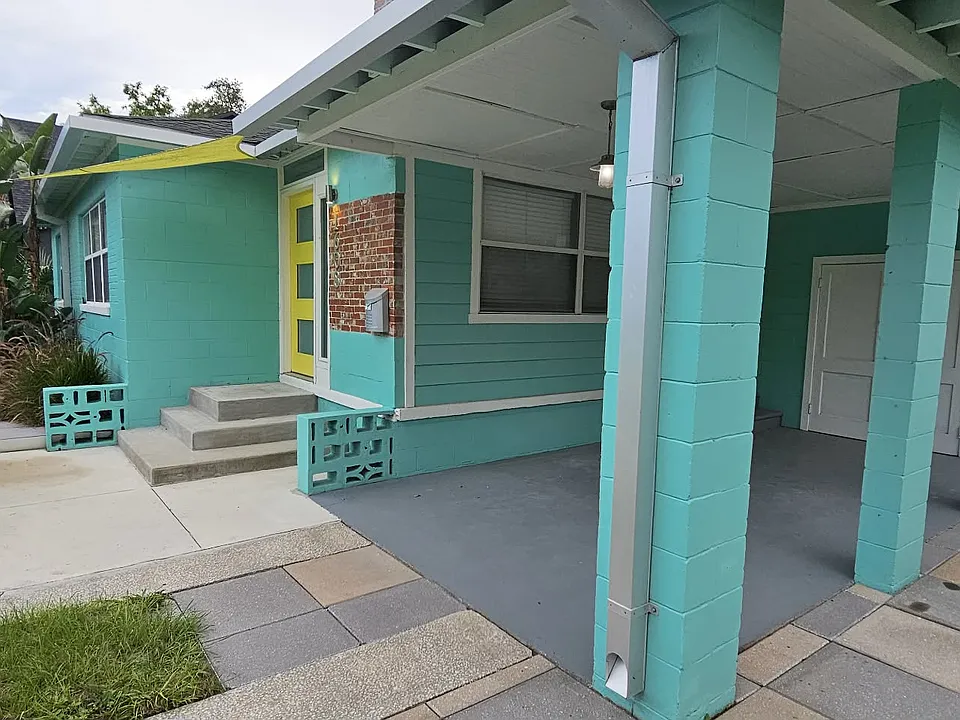 1608 Asbury Ave