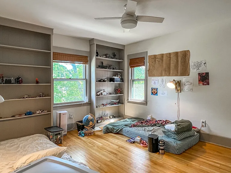 118 E Park St — Photo 5