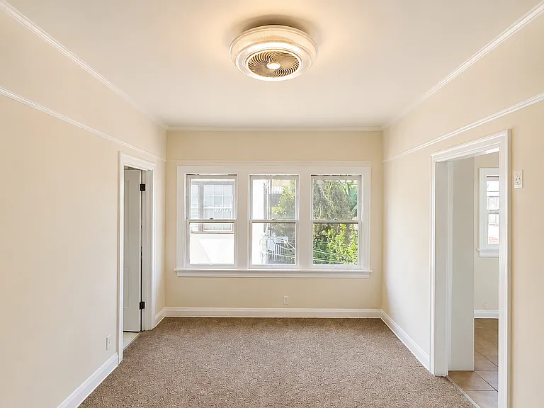 832 N Edinburgh Ave #8 — Photo 2