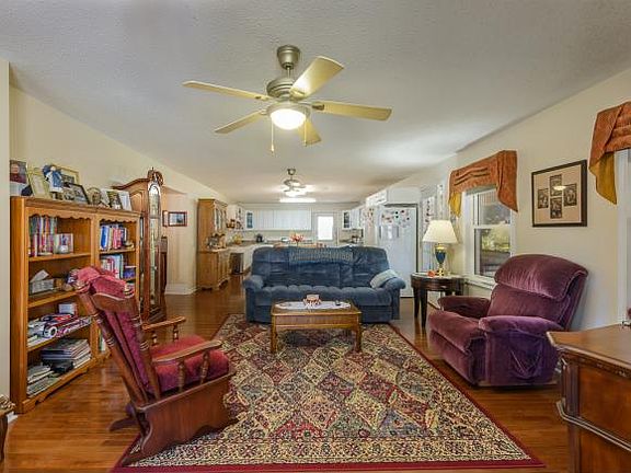 5th image of 1548 Vance Dr