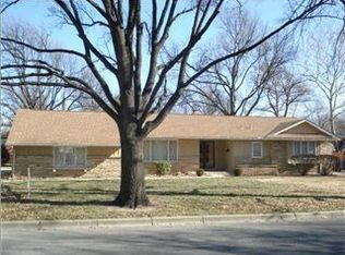328 N Saint James Pl, Wichita, KS 67206