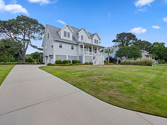 2nd image of 3059 Maritime Forest Dr