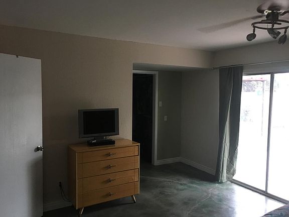 3rd image of 1345 W Nido Ave
