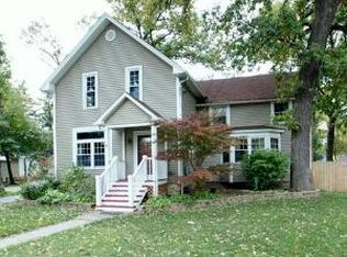 60 S Slusser St, Grayslake, IL 60030