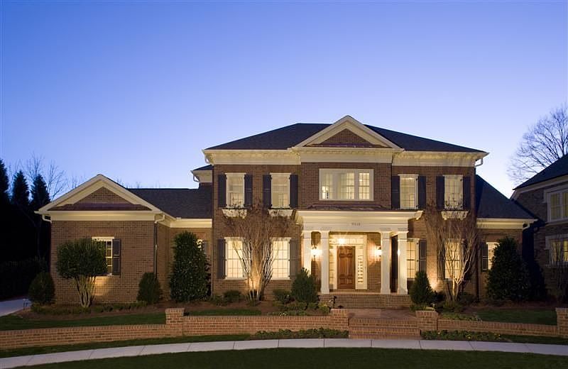 9515 Heydon Hall Circle