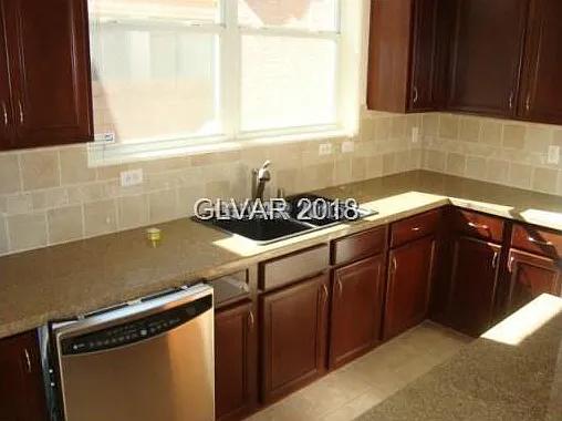 9044 Partridge Hill St — Photo 7