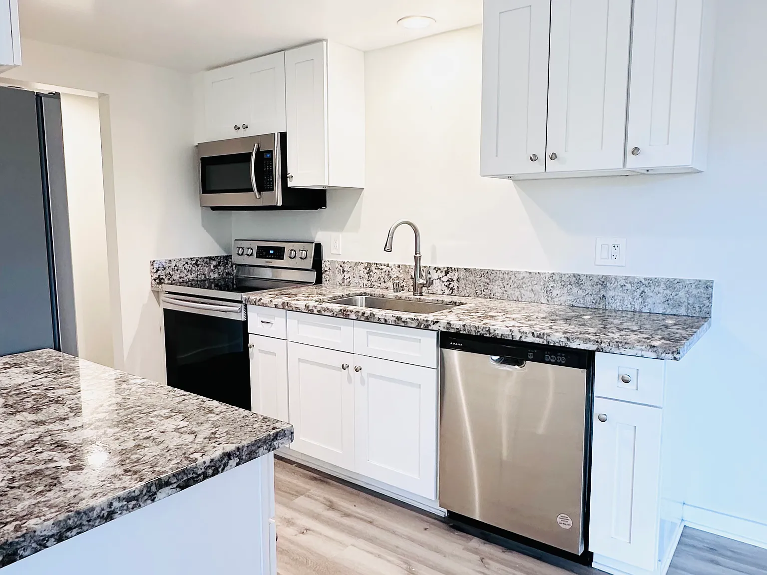 Park Place Apartments — Photo 1
