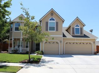 997 Avalon Dr, Lemoore, CA 93245