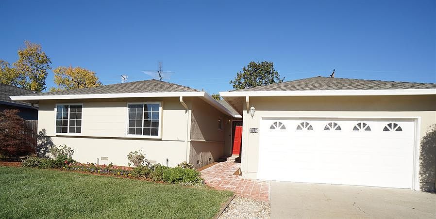 1st image of 913 W Cardinal Dr