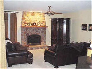 4th image of 24 W Ham Cir