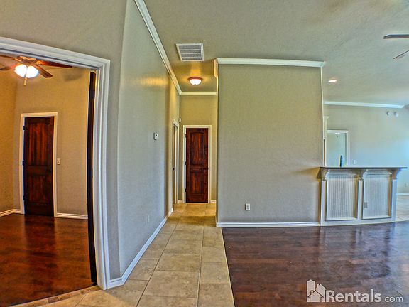 4th image of 721 Abilene Way