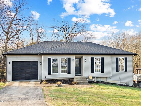 2nd image of 5613 Braulio Ct