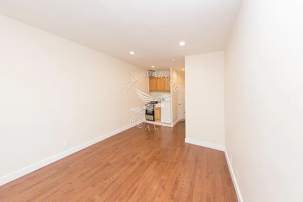 Rented by Red Sparrow Realty Group | media 11