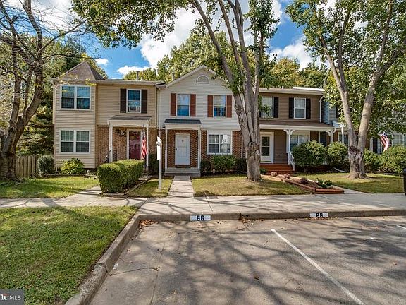 5th image of 15082 Catbrier Ct