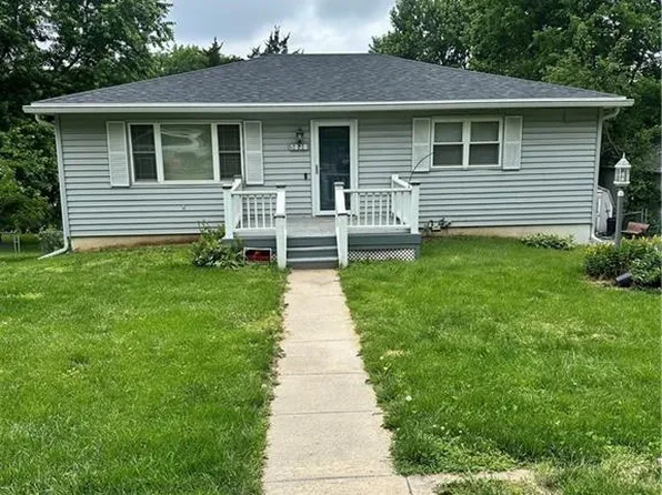 5808 Pleasant Ave, Saint Joseph, MO 64503