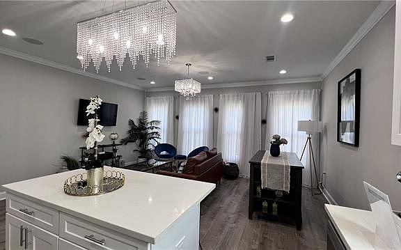 3rd image of 421 Alabo St #A