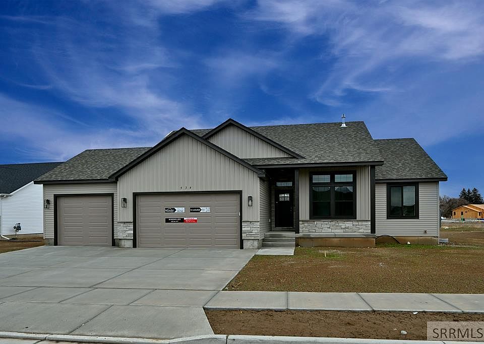 1st image of 534 Fieldstone Ave