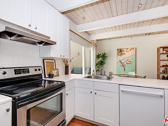 5th image of 3101 5th St APT 12