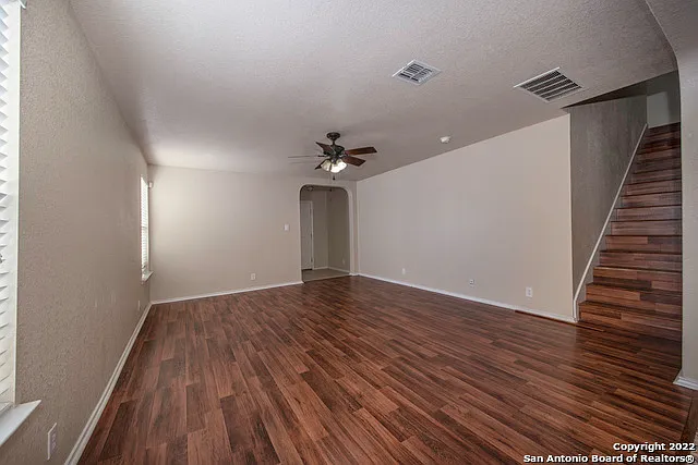 518 Reba — Photo 4