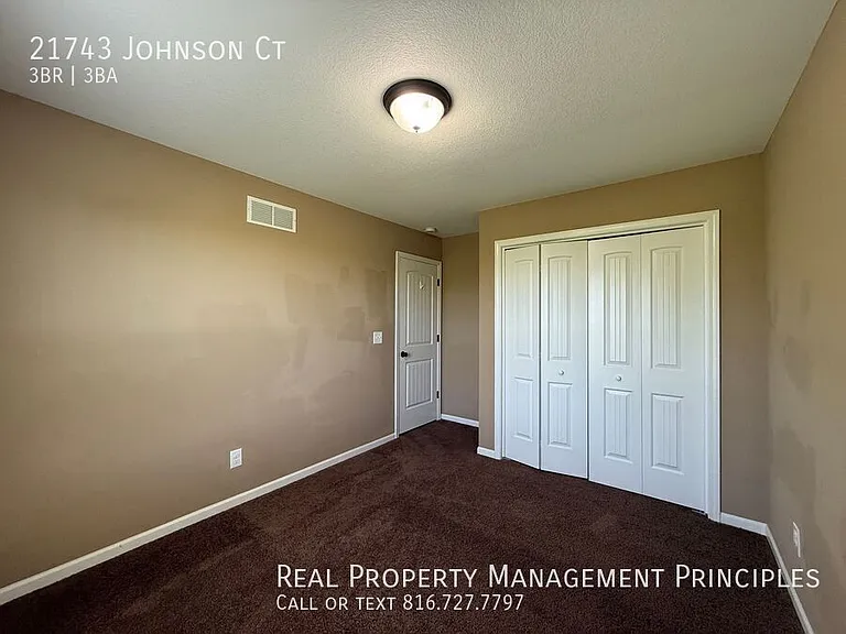 21743 Johnson Ct — Photo 13