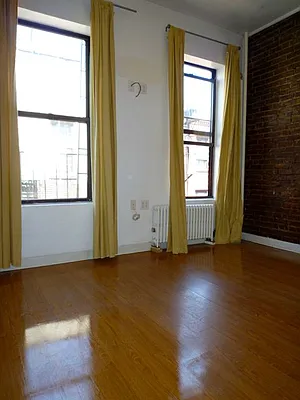 Rented by Authentic Realty | media 15