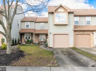 31 Hollowell Way, Mount Laurel, NJ 08054