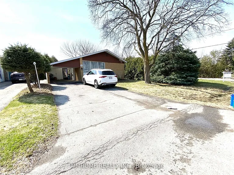 18 Rockport Cres S #BASEMENT — Photo 4