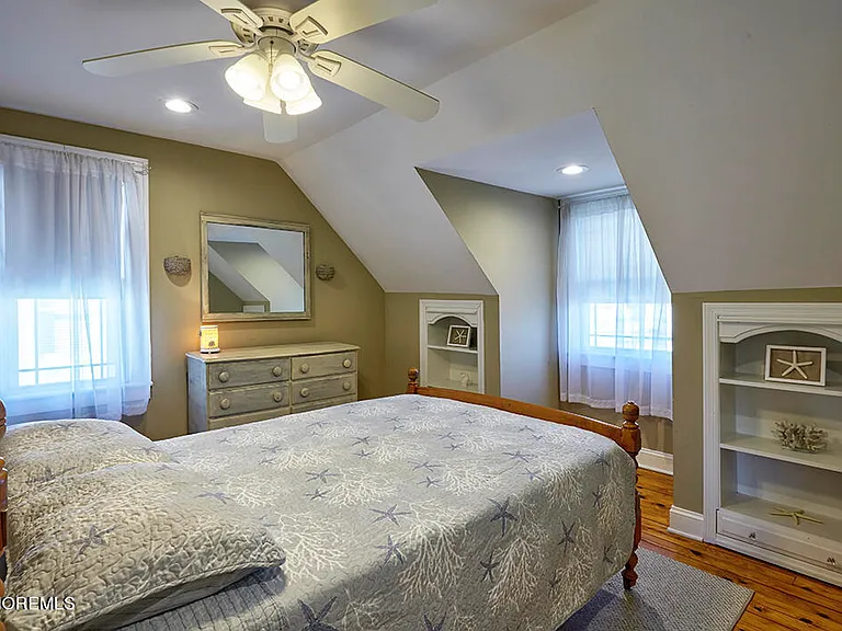 304 Arnold Ave — Photo 31