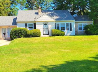 4104 Guilford Rd, Rockford, IL 61107