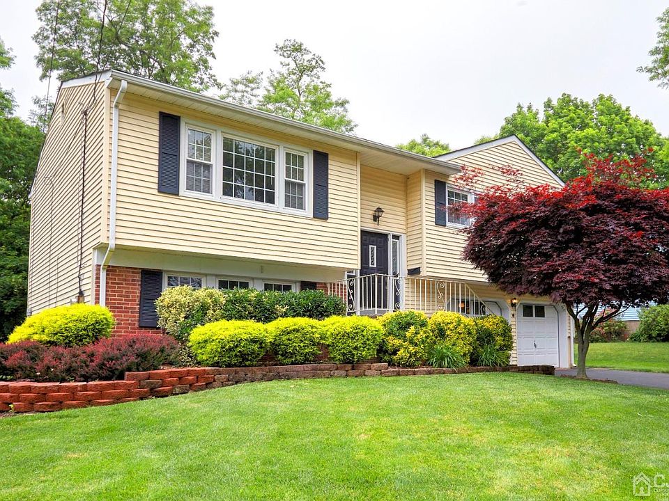 6 Chestnut Dr, Matawan, NJ 07747 Zillow