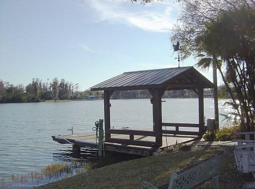 Dock