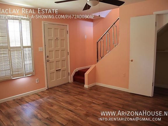 3rd image of 18 E Ellis Dr