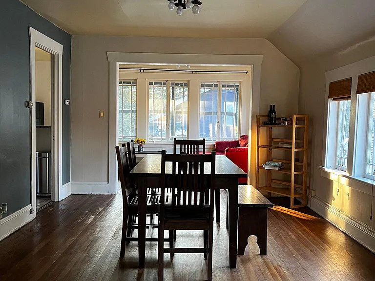 5657 Brooklyn Ave NE — Photo 5