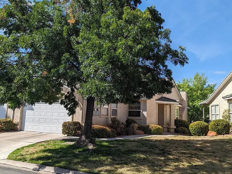 149 N Turnbury Ln — Photo 1