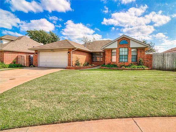 2nd image of 108 Wilderness Dr