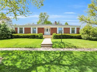 3201 Fawn Hill Ct, Urbana, IL 61802