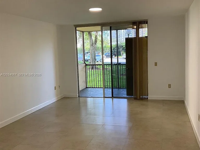 8373 Lake Dr #106 — Photo 3