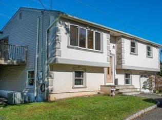 156 Overlook Ave, East Hanover Twp., NJ 07936